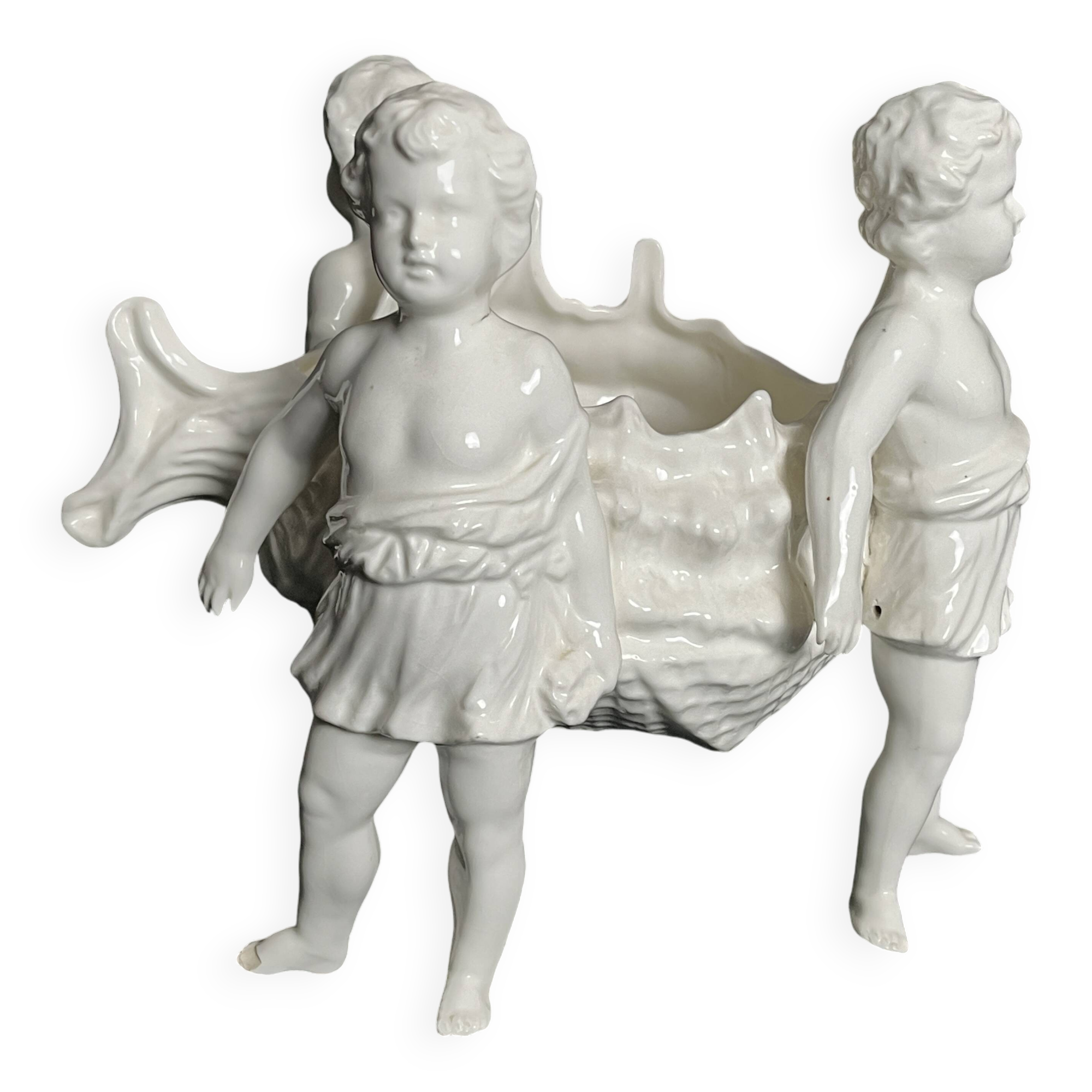 Porcelain, centerpiece with candle holder decorated with putti, 20th century