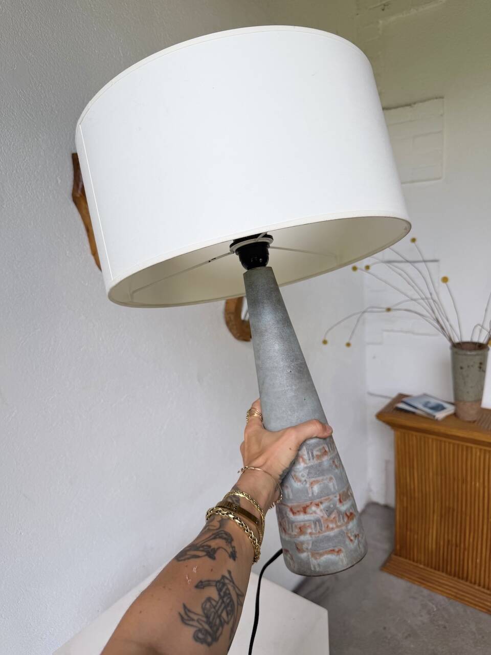 Lampe de table céramique bleue style 1950