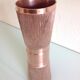Diabolo vase in structured red copper / vintage 60s-70s