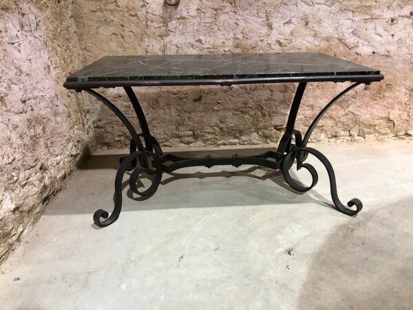 Table basse de Robert Merceris en fer forgé et marbre années 1940