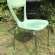 Set de trois chaises Gilac vintages
