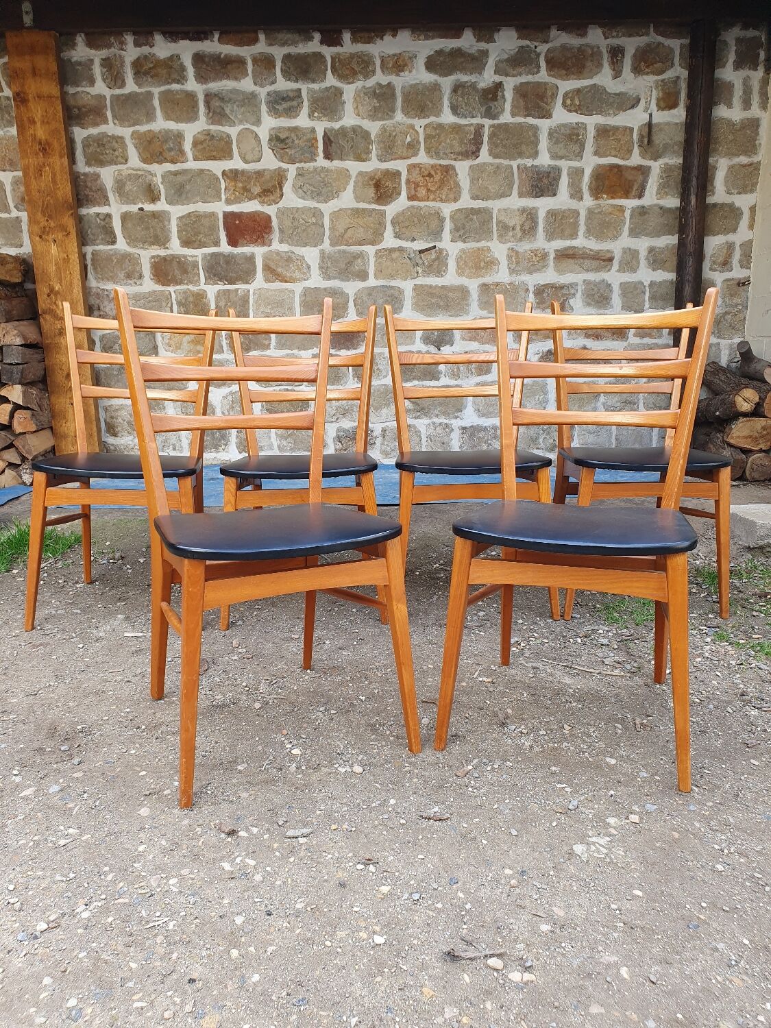 Set of 6 teak chairs and imitation black leather an 60 scandinavian design