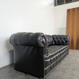 Black Chesterfield sofa for 4 people