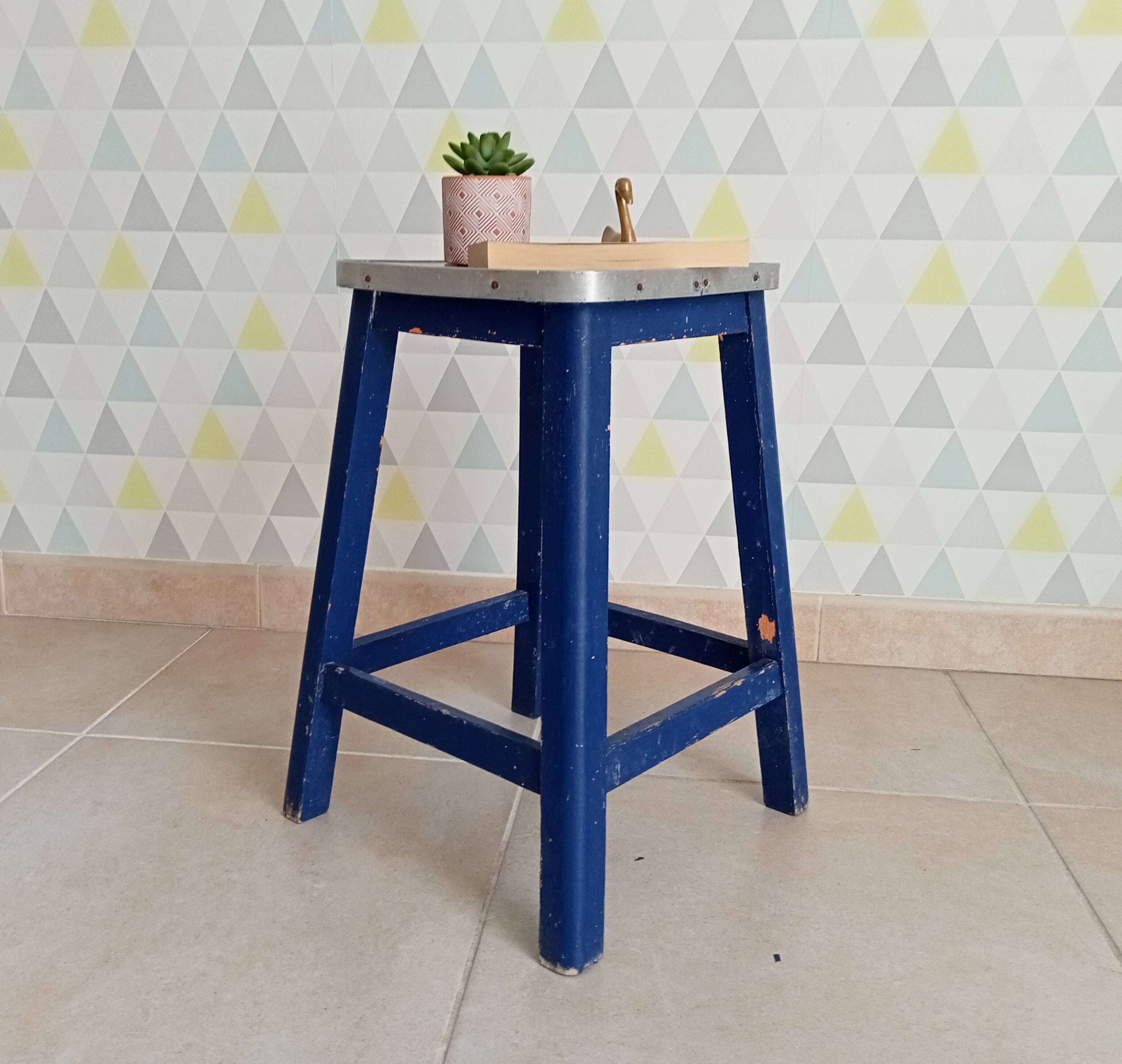 Tabouret vintage assise cerclée années 60/70
