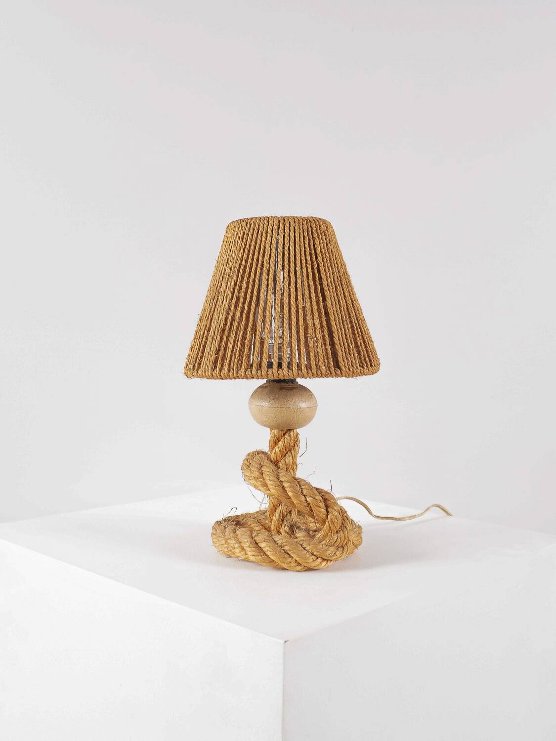 Audoux & Minet - Lampe de table en corde vers 1950
