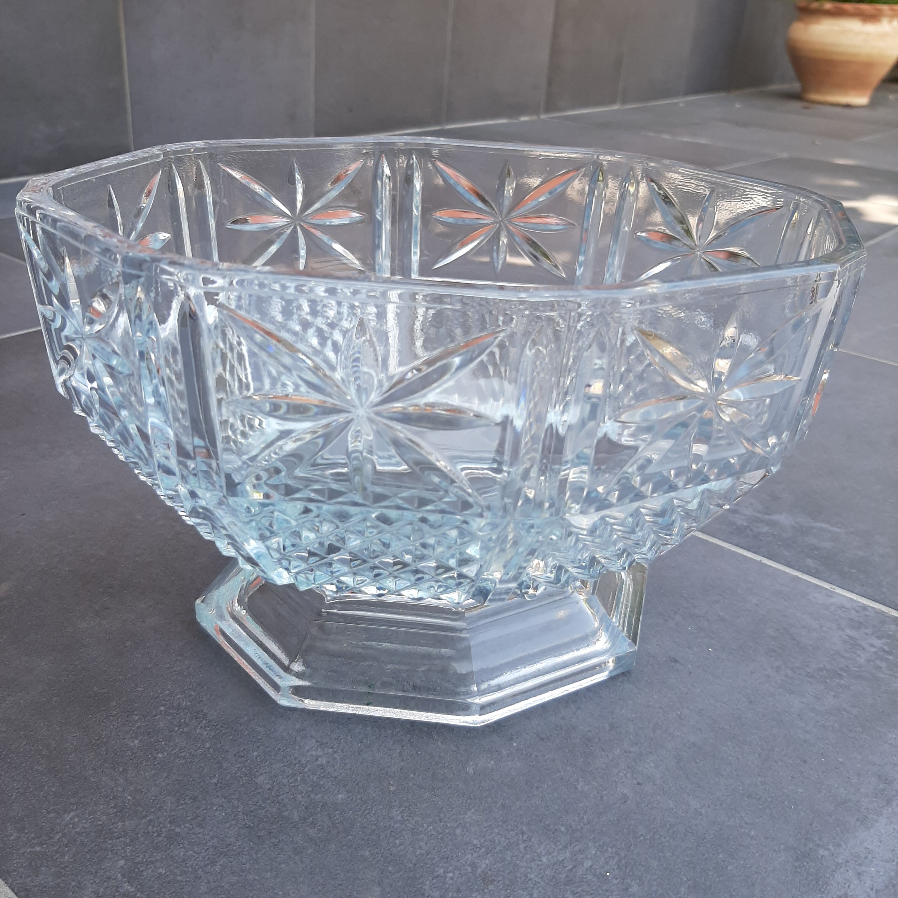 Coupe à fruits sur pied en cristal