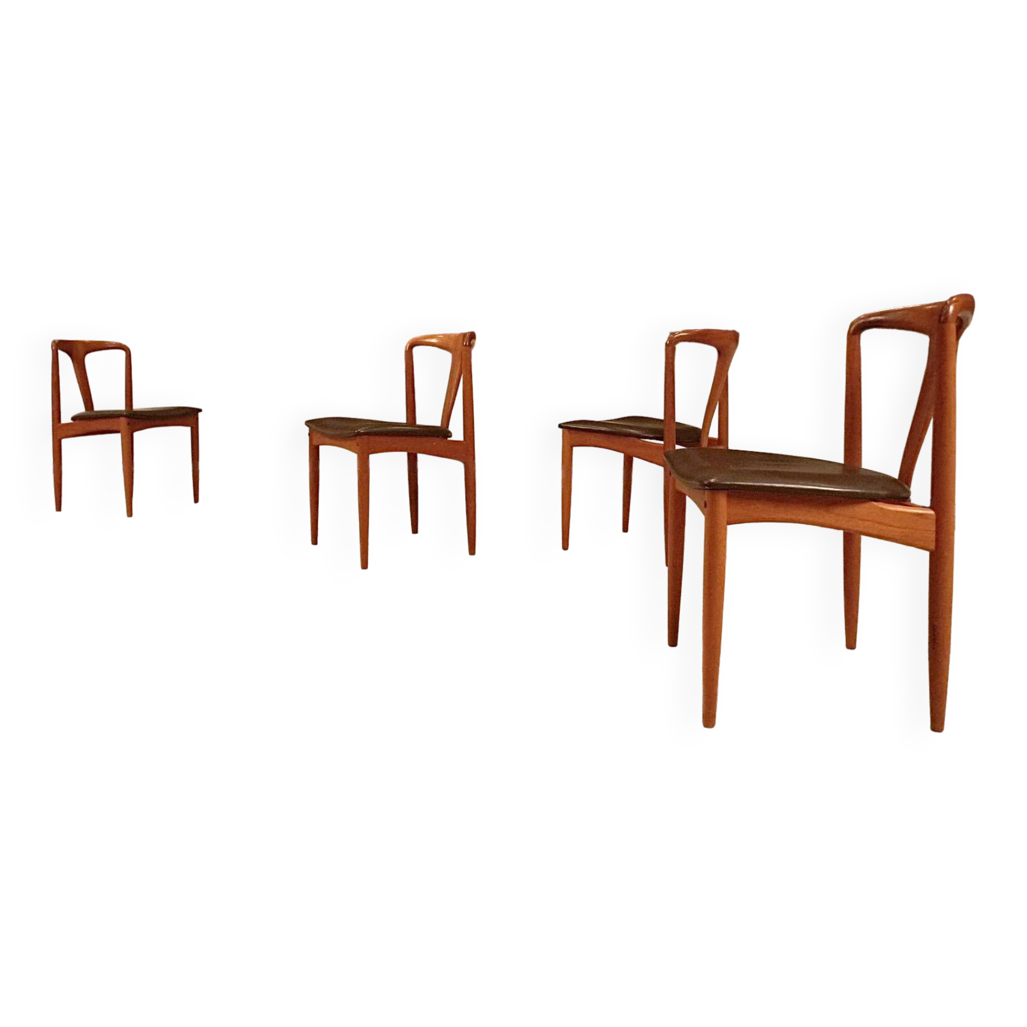 Ensemble de 4 chaises de salle à manger "Juliane" en teck par Johannes Andersen pour Uldum, Danemark 1960
