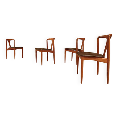 Ensemble de 4 chaises de salle à manger ''Juliane'' en teck par Johannes Andersen pour Uldum, Danemark, années 1960.