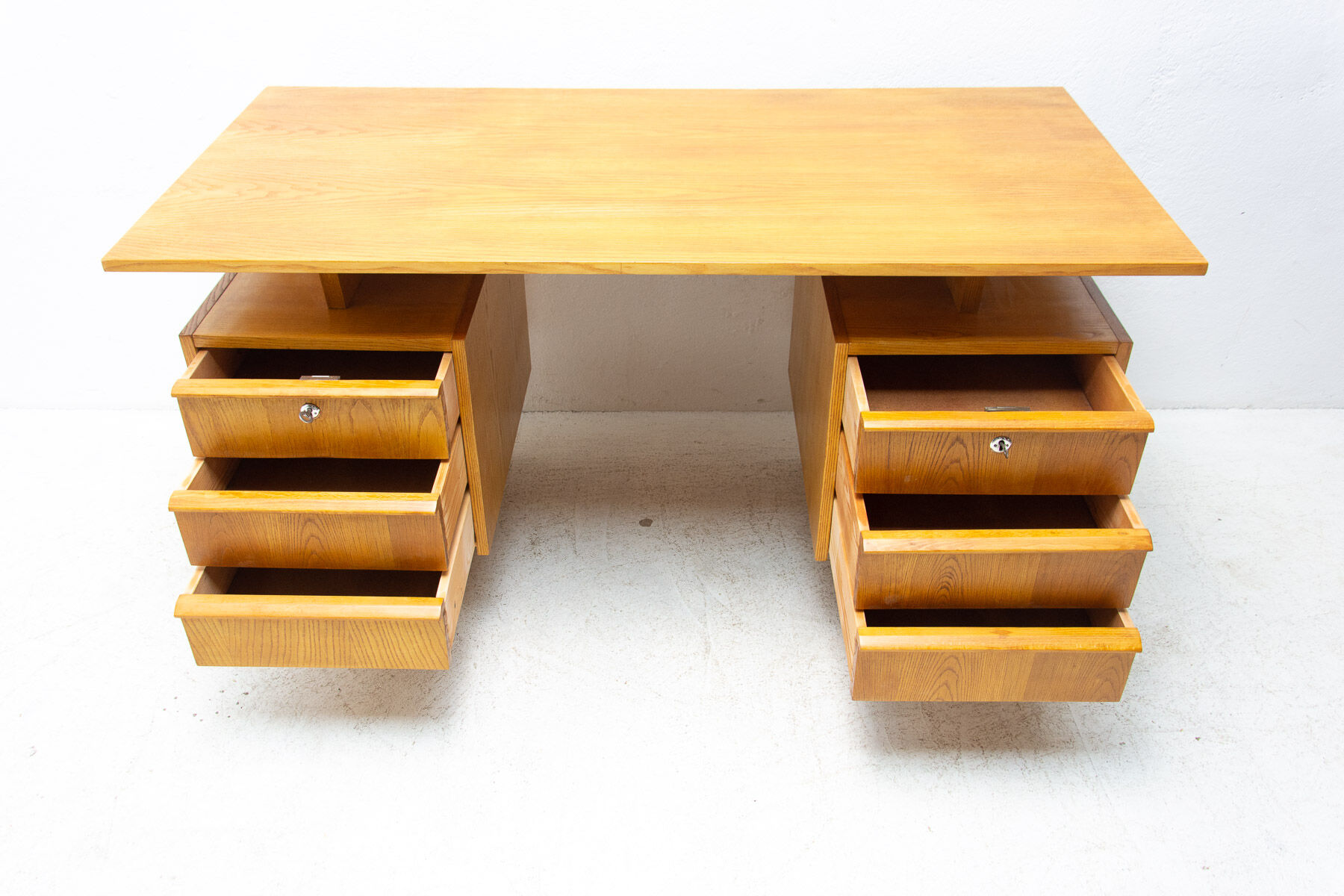 Mid century beechwood writing desk, 1970´s, Czechoslovakia