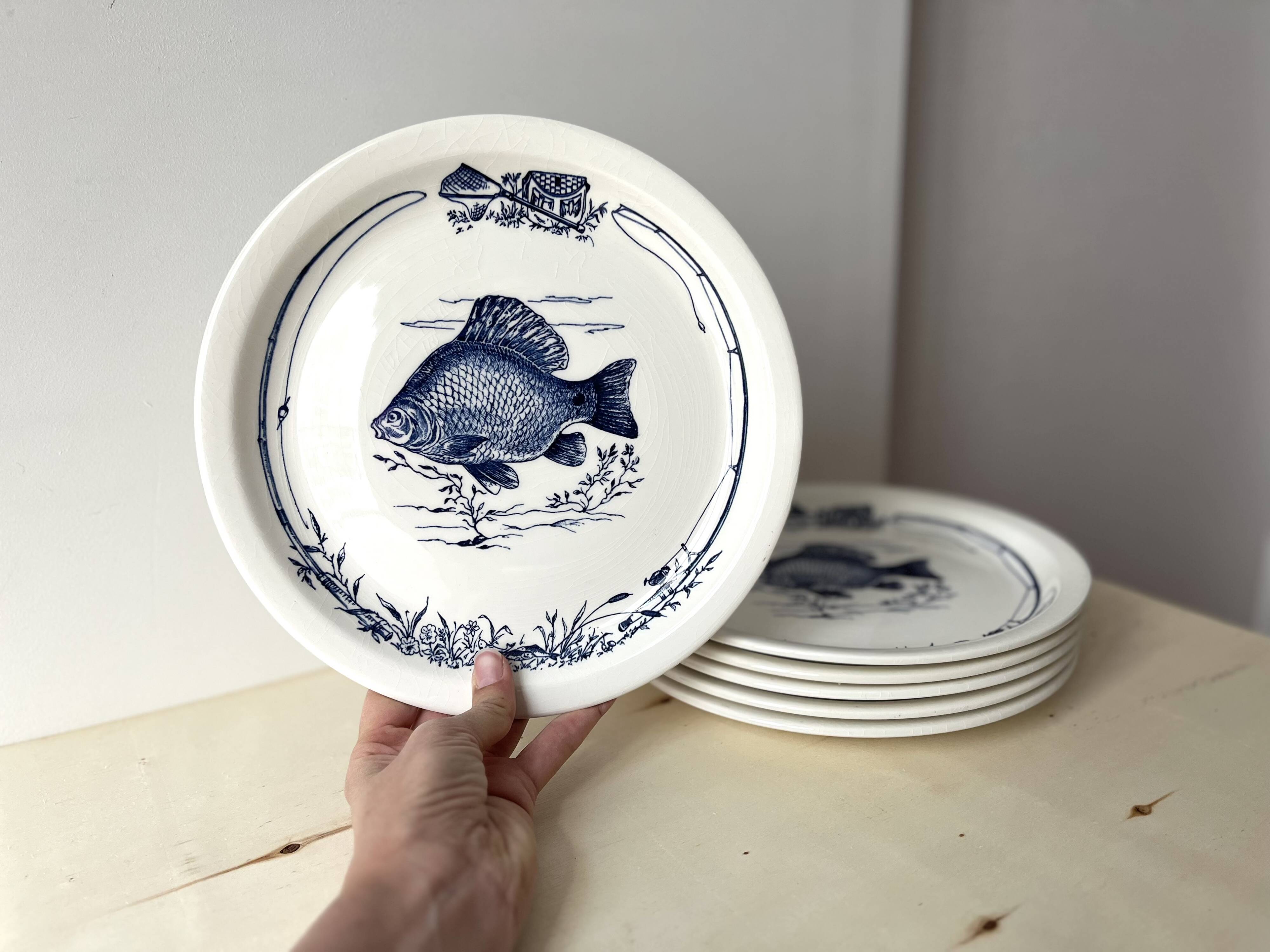Set of 6 vintage GIEN France fish plates, flat plates with fishing decor