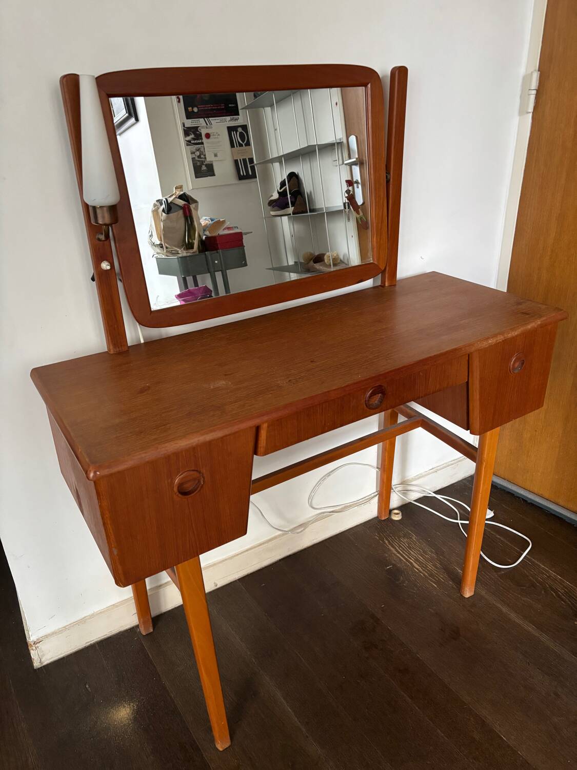 Coiffeuse en teck design danois