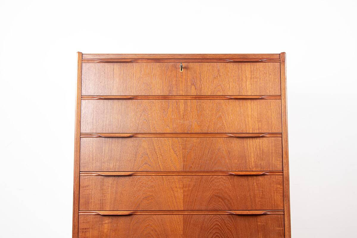 Large Danish chest of drawers, tallboy, 7 teak drawers by Henning Jørgesen.