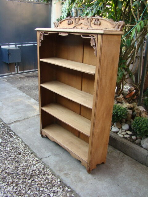 Bibus in oak art nouveau