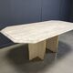 Table de salle à manger vintage italienne en travertin et laiton, années 1970