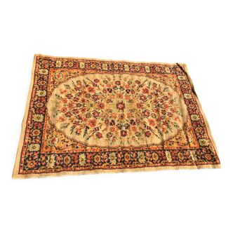 Tapis vintage fleurs