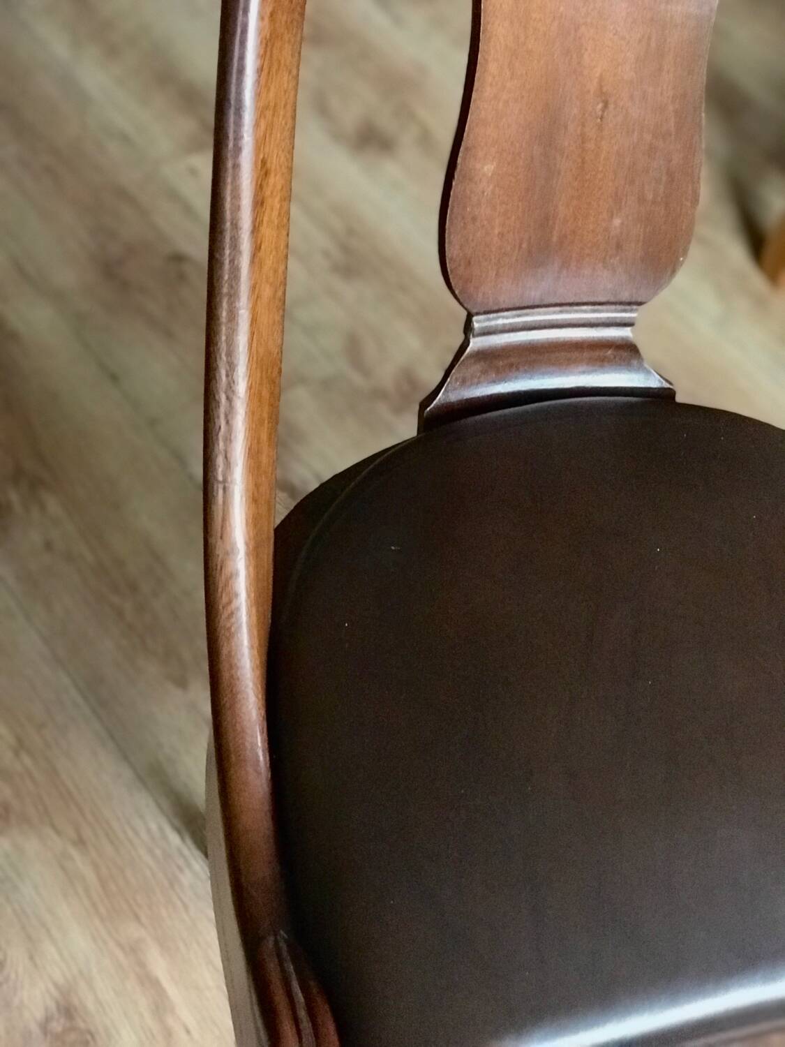 Art deco office chair gondola back