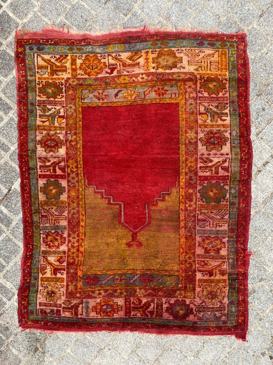 Old Turkish carpet Anatolia handmade 105x135 cm