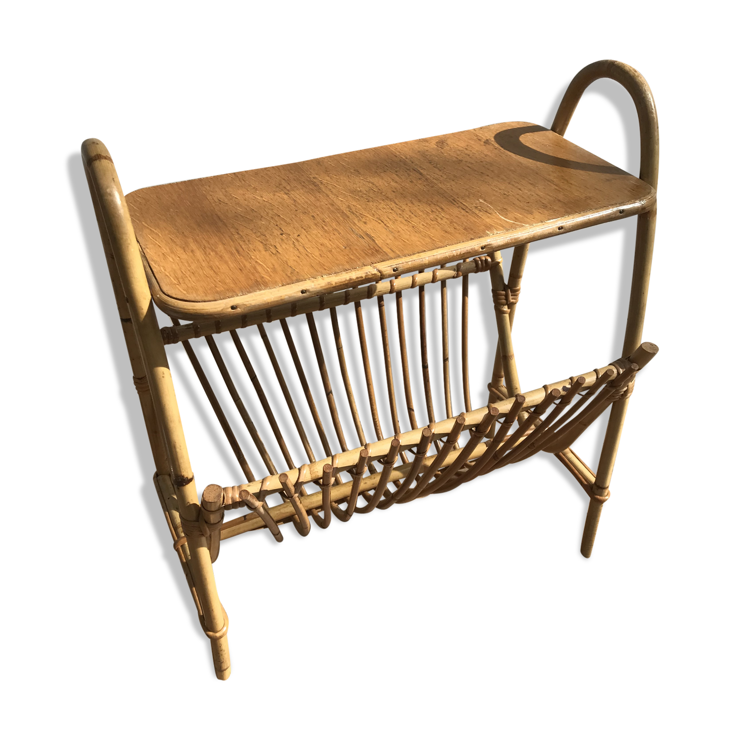 Rattan magazine rack and table