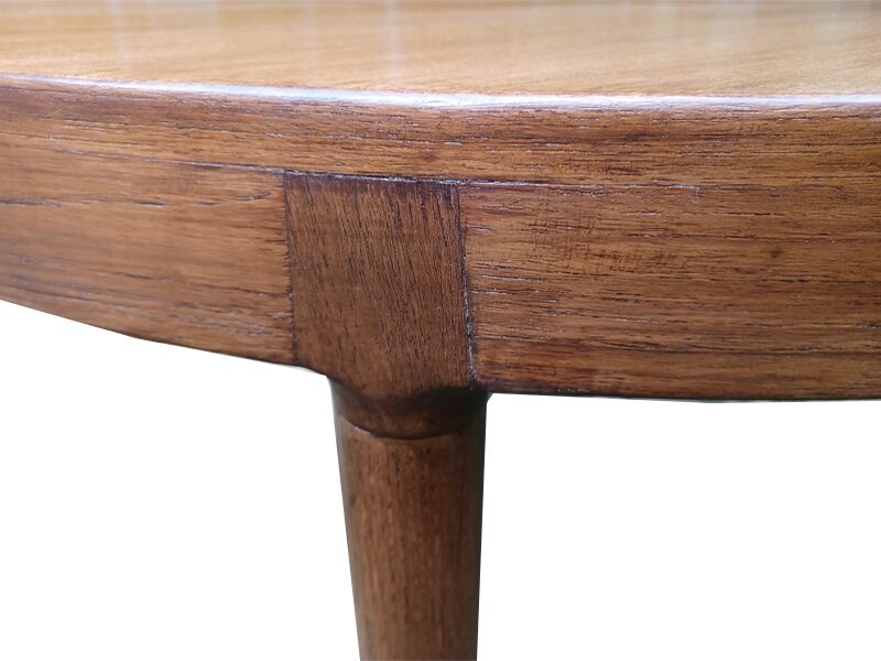 Table Harry Ostergaard ronde extensible teck 1960 estampillée