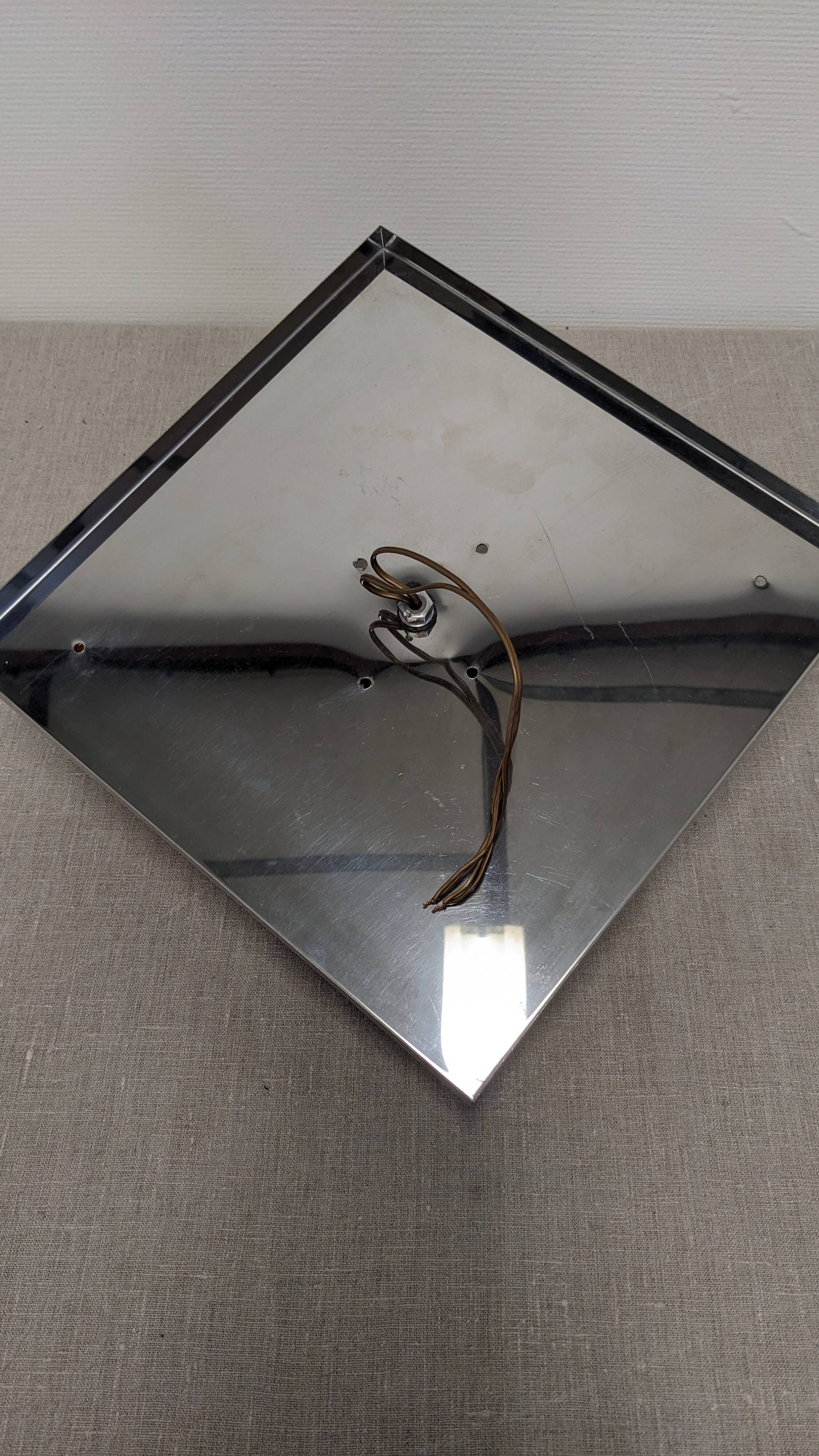 Hollywood Regency wall sconce in Murano glass by Mazzega, Italy circa 1970.