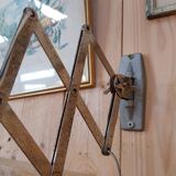 Workshop scissors lamp