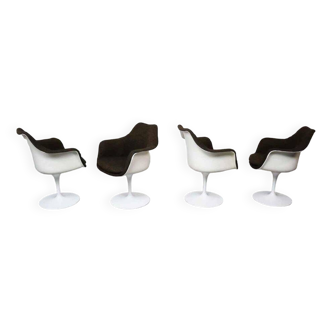 Ensemble de quatre fauteuils tulipes pivotants Eero Saarinen, modèle 150, années 1970 par Knoll Int.