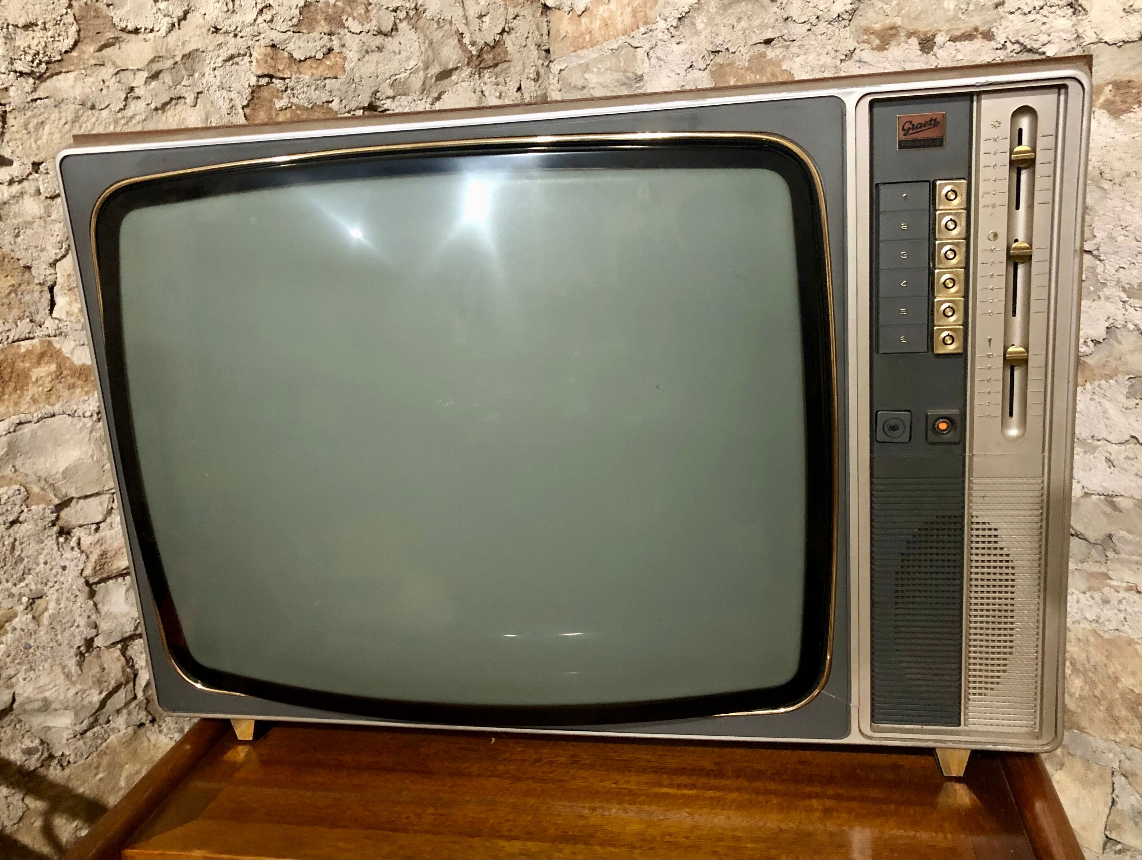 Vintage TV