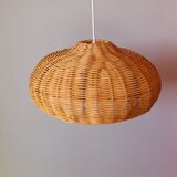 Braided wicker suspension