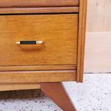 Chest of drawer compass feet