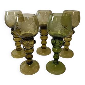 5 green crystal Roemer wine glasses, 19th century vintage in crystal.