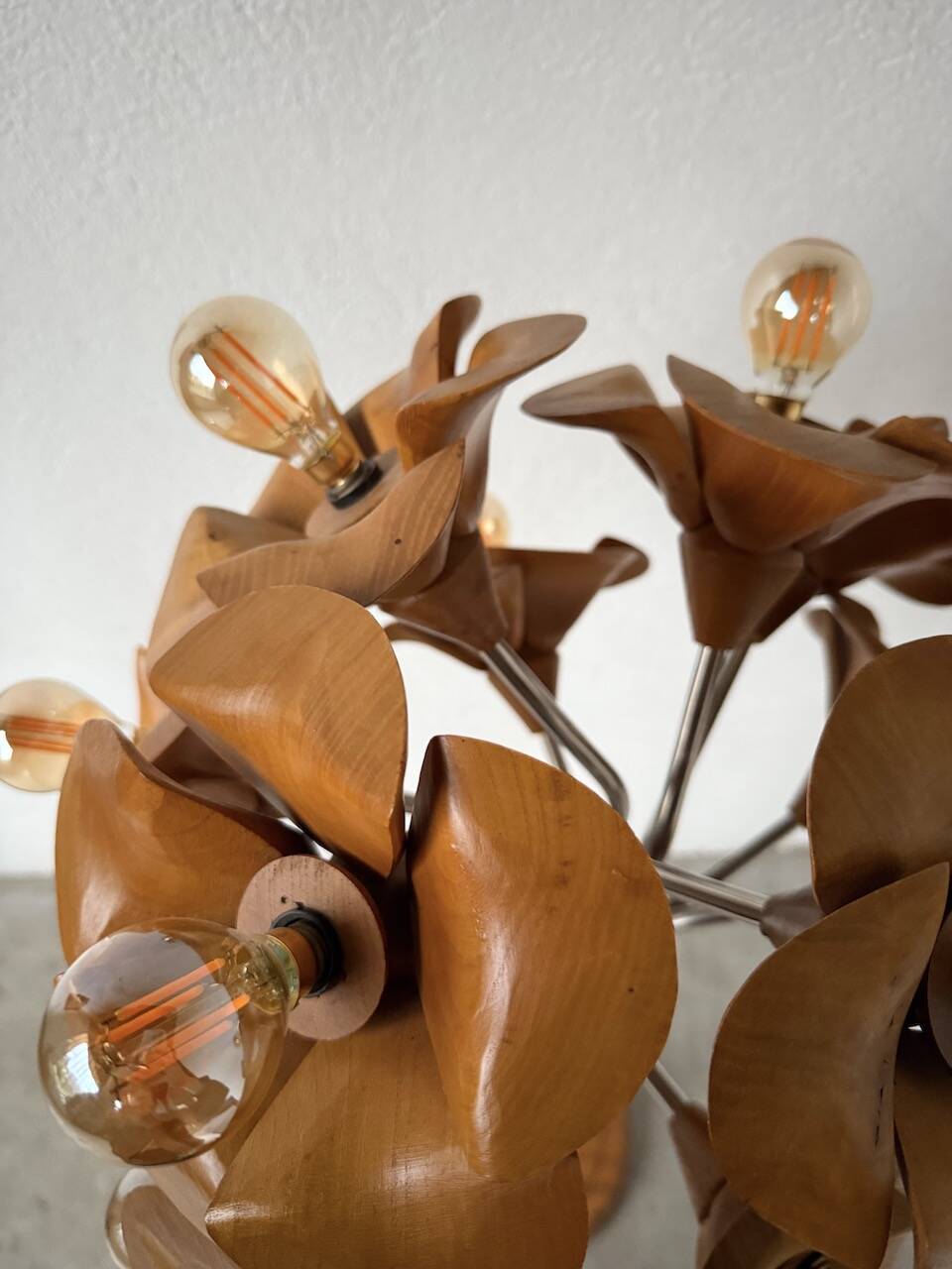 Ornamental floor lamp with "flower" patterns from the 1970s.