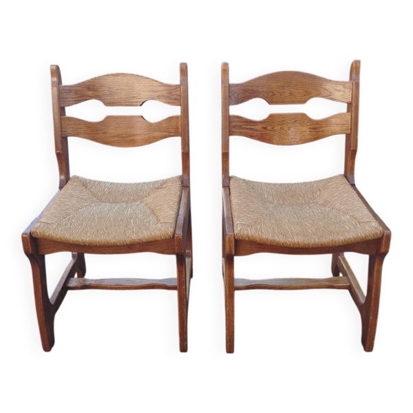 Paire de chaises brutalistes Guillerme et Chambron en chêne massif avec tissage.