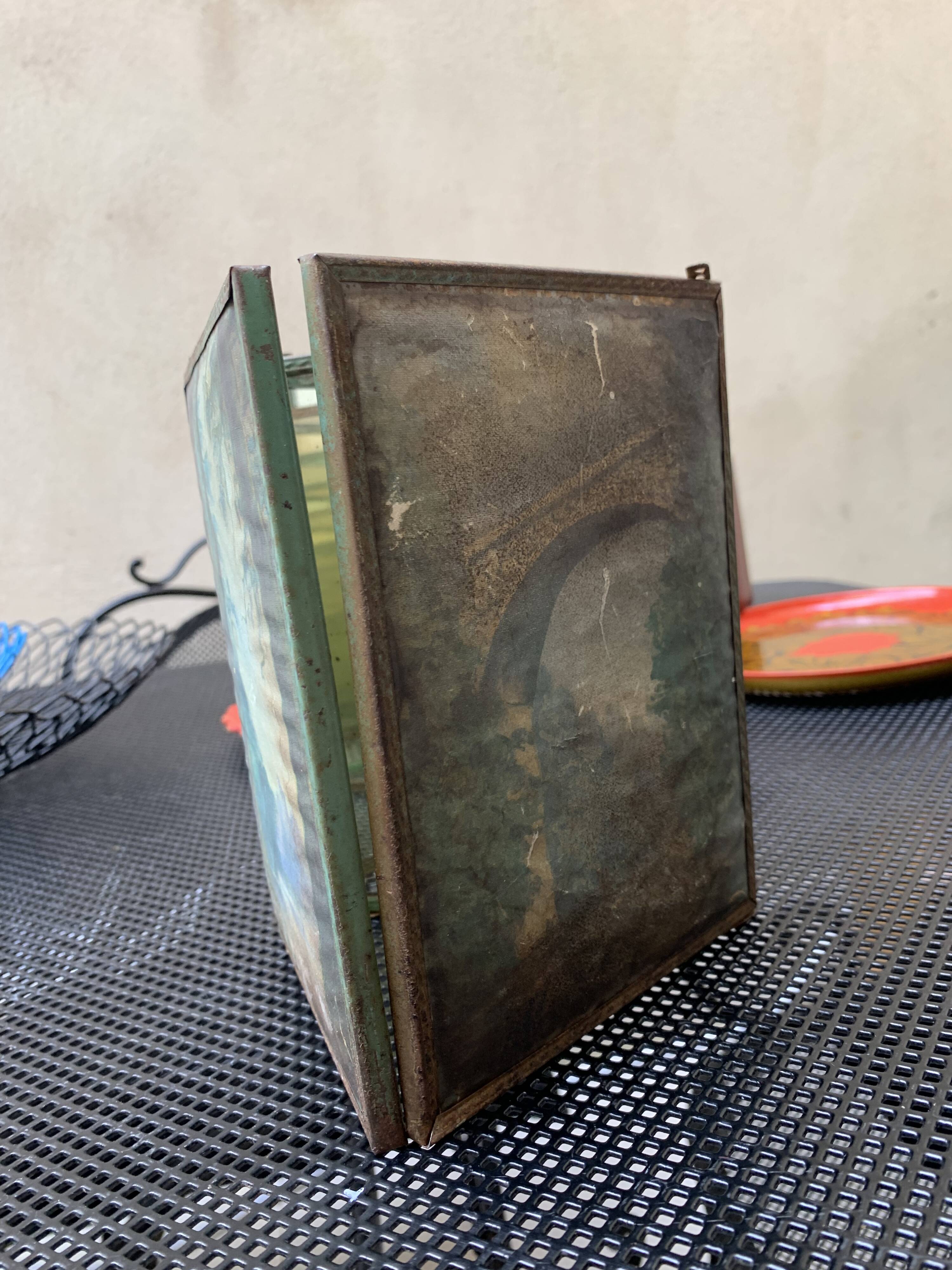 Barber mirror with painted decoration