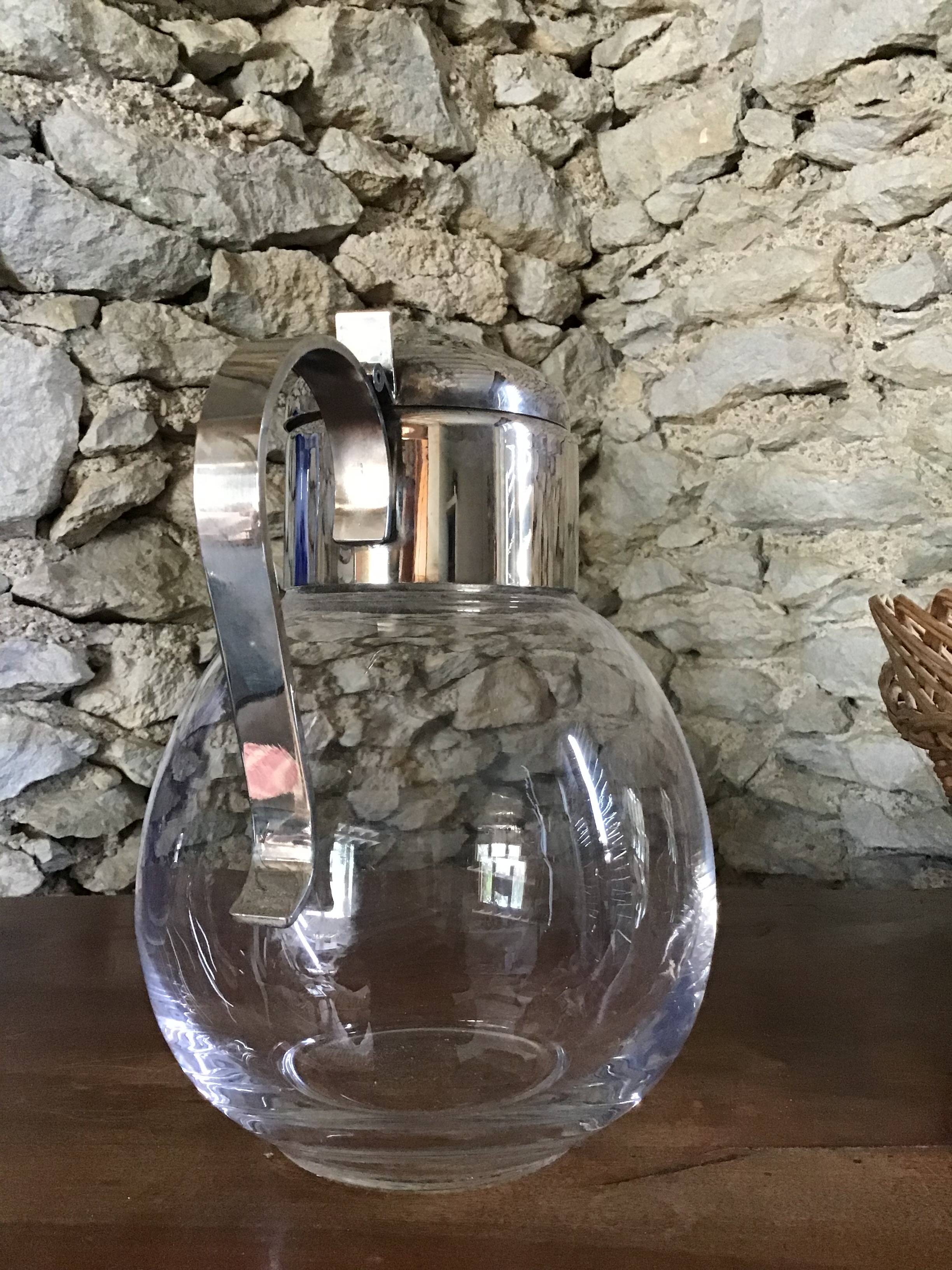 Art Deco carafe in silver metal and blown glass
