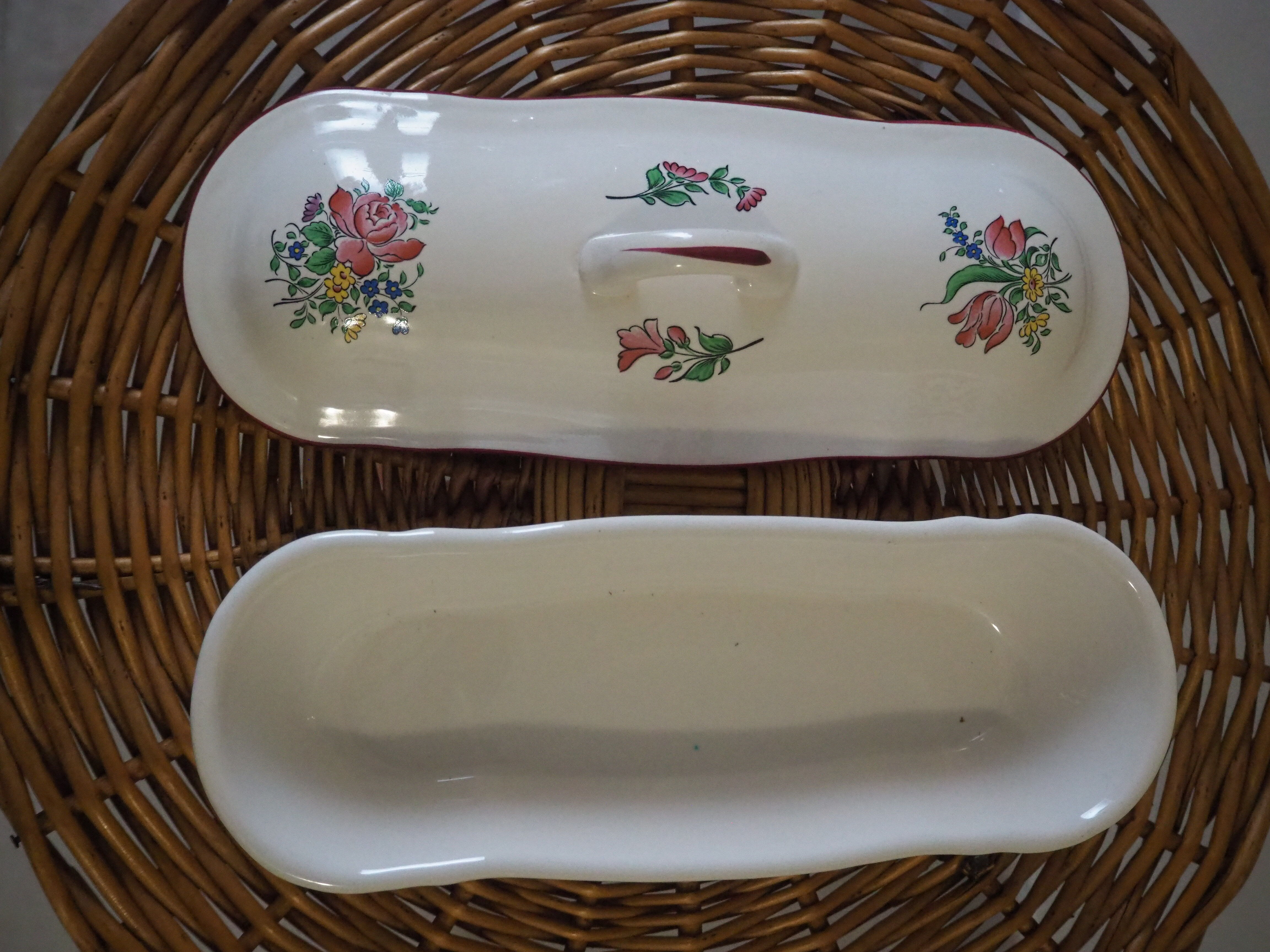 Comb holder with lid or bonbonnière - louis xv – reverbere collection – faience lunéville