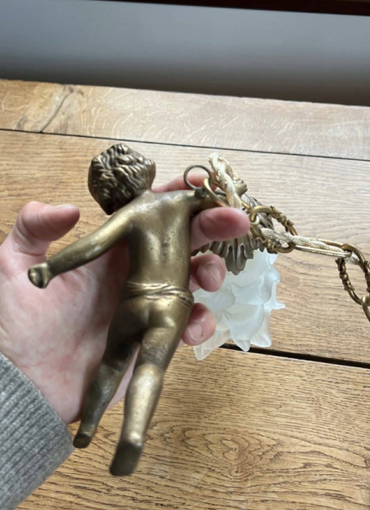 Suspension angelot in gilded bronze regulation – opaline tulip – restored