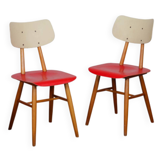 Paire de chaises produites par Ton dans les années 1960