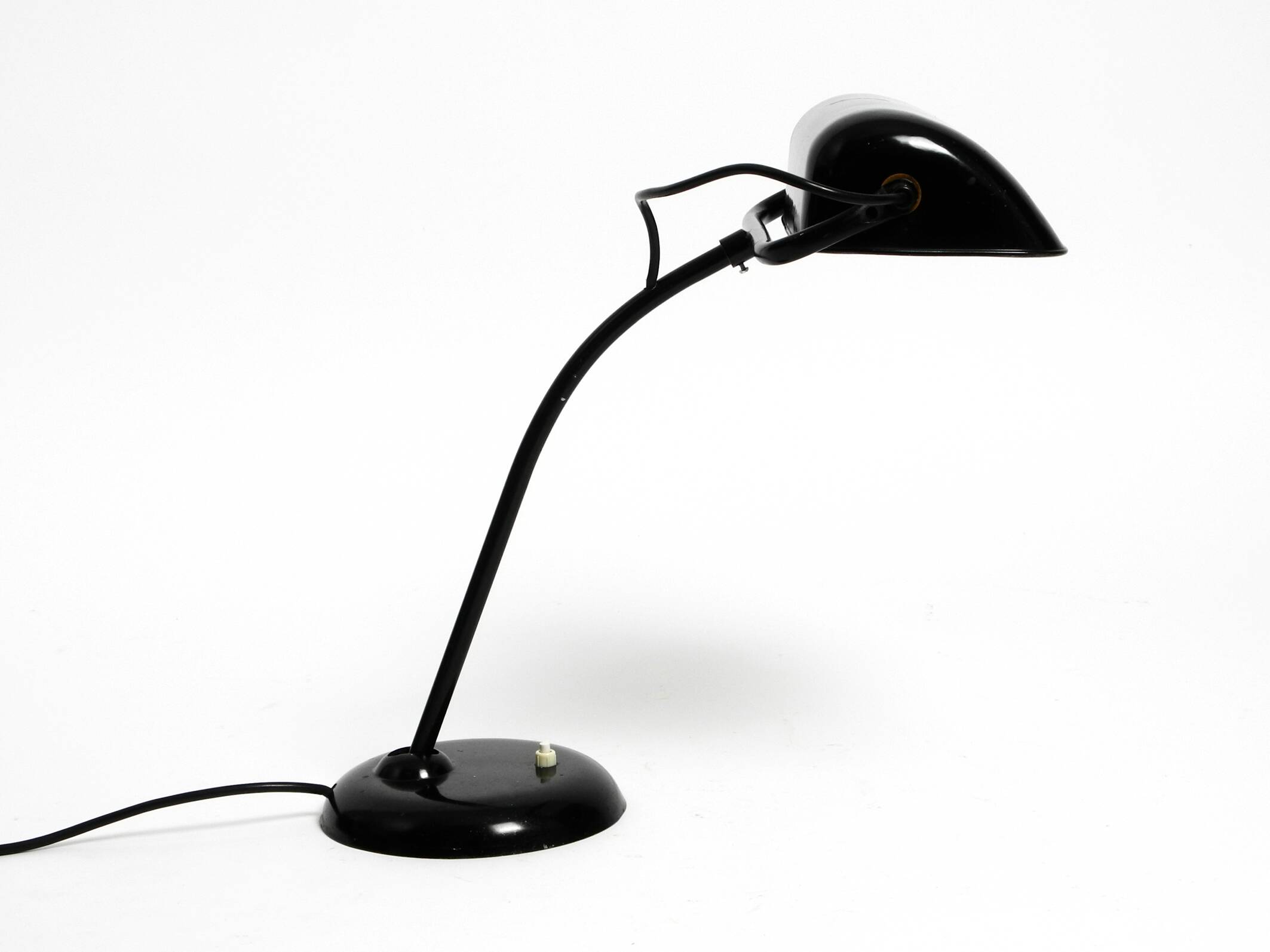 Original 1940s Kaiser Idell industrial metal table lamp model 6581 in black
