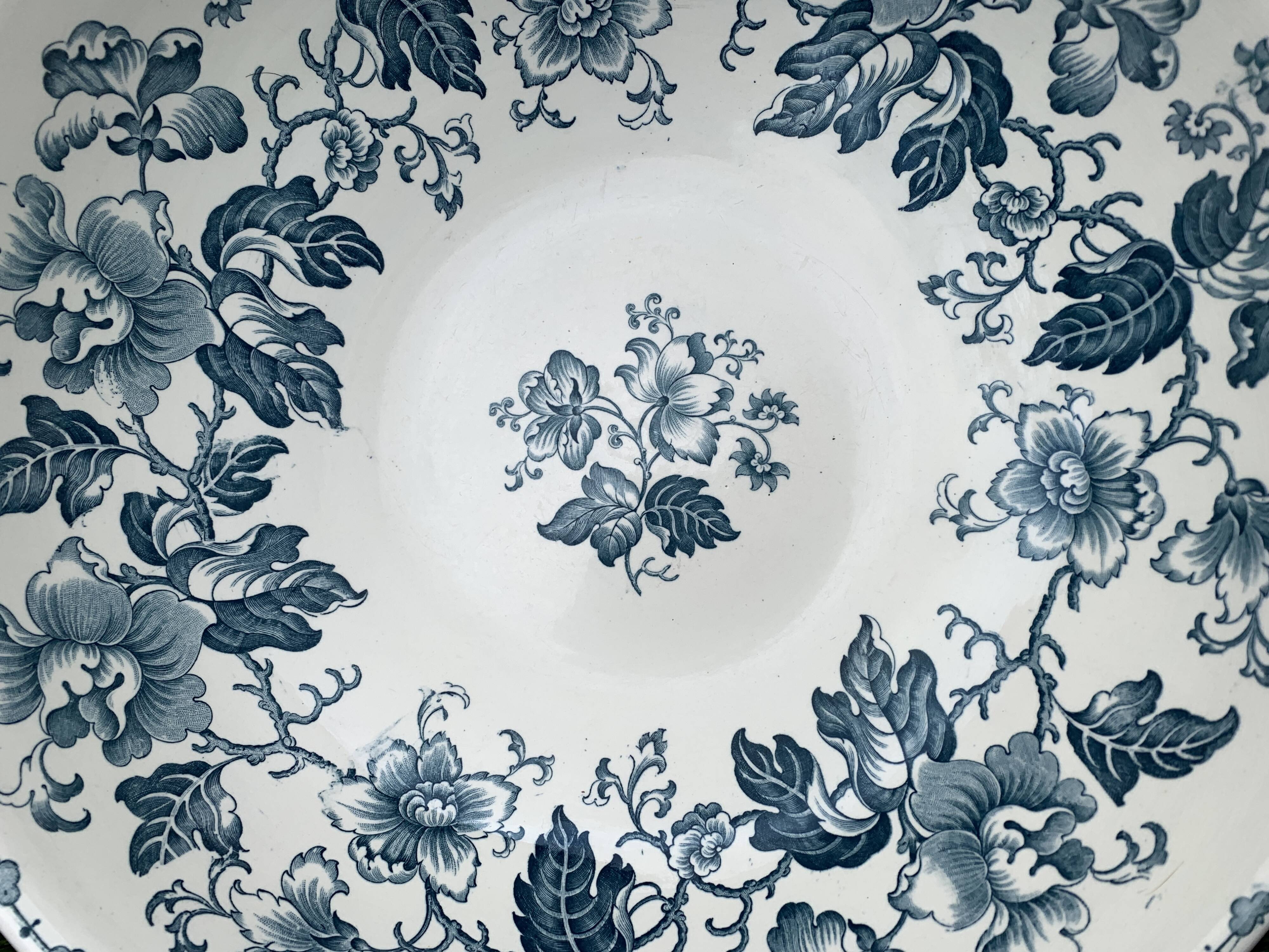 Bowl in Longwy earthenware, lemon model