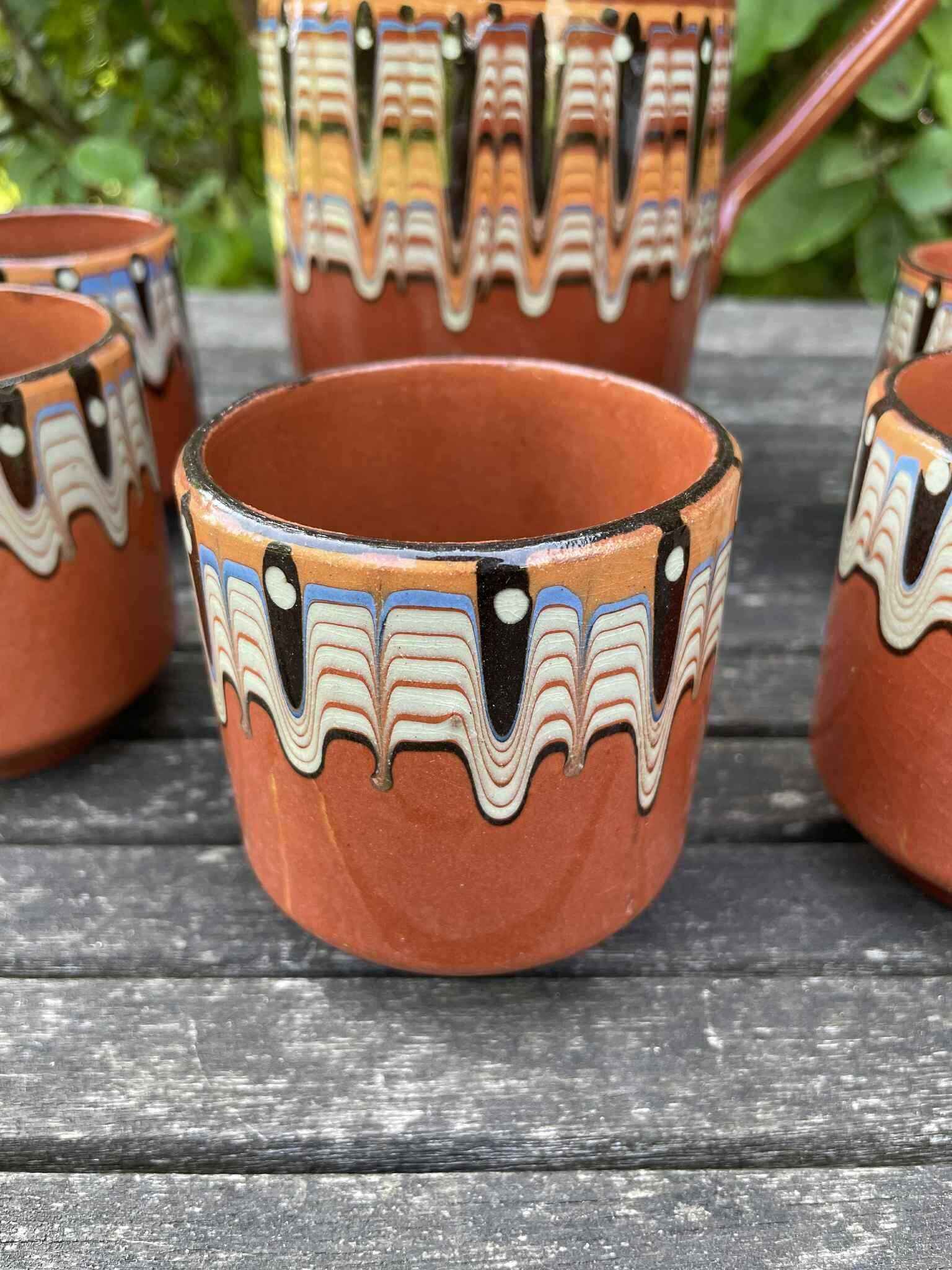 Ensemble pichet et 5 verres en céramique Troyan en grès Bulgare-Balkans
