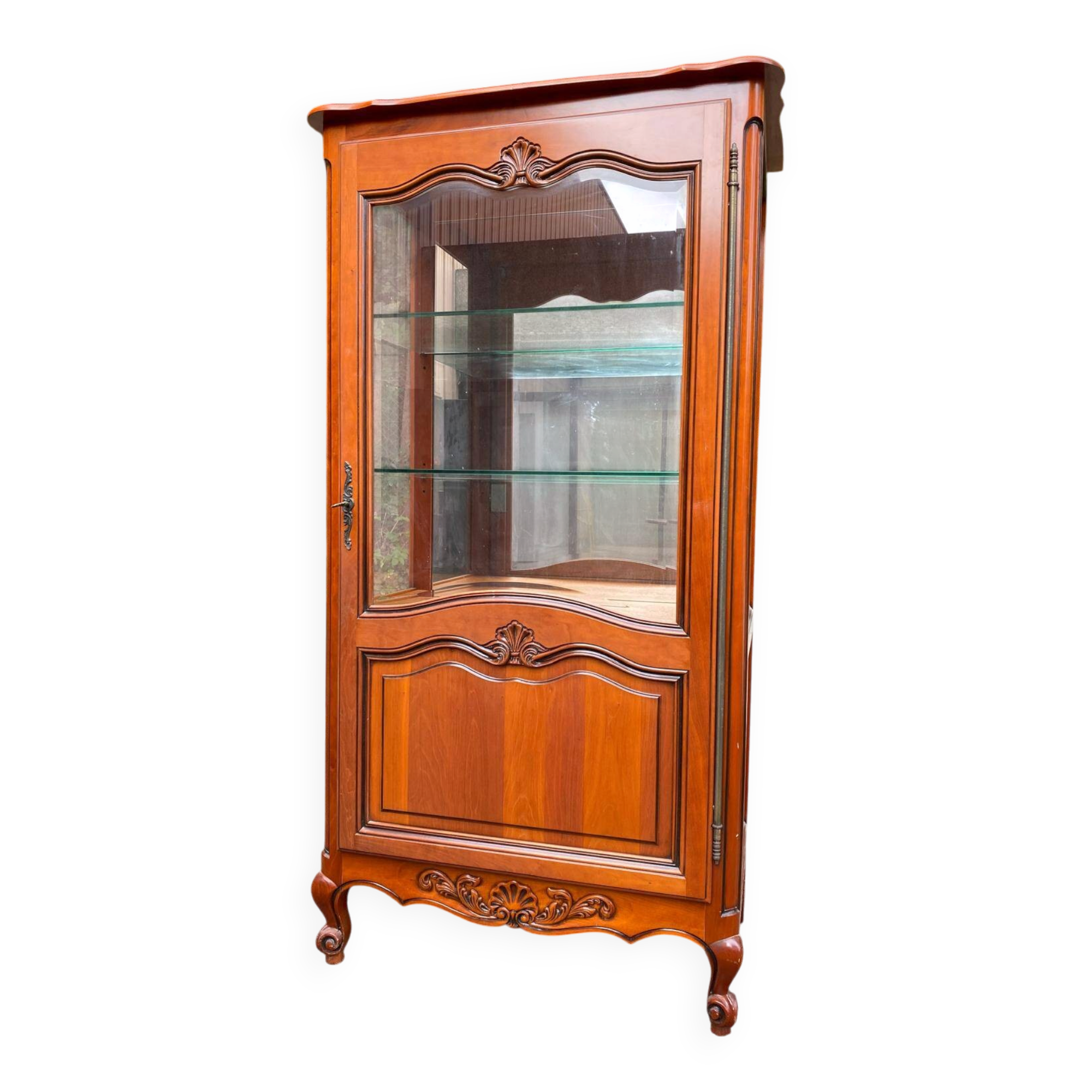 Vitrine argentier style Louis XV en merisier fond miroir & étagères Verre 9