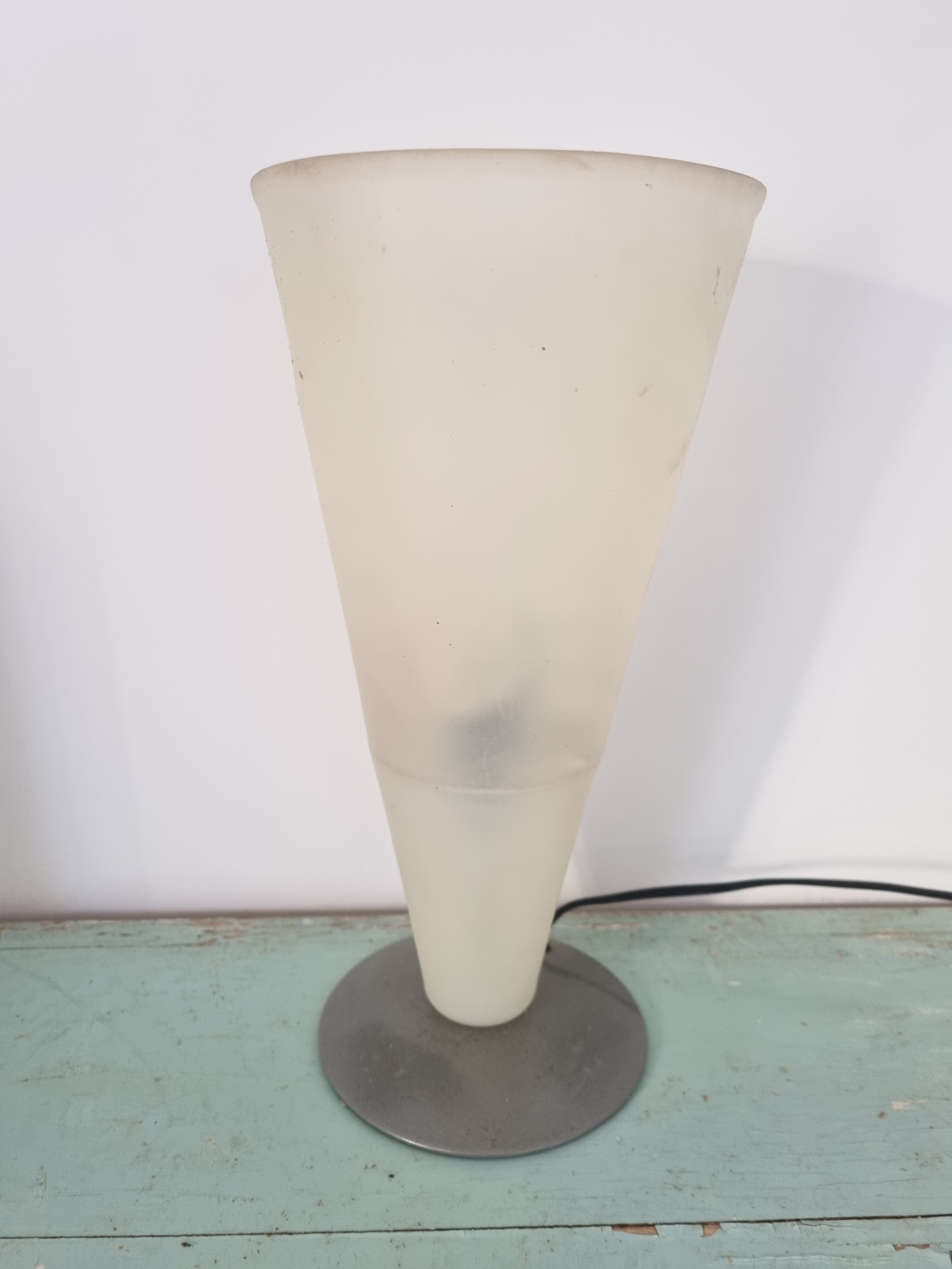 80s silicone lamp