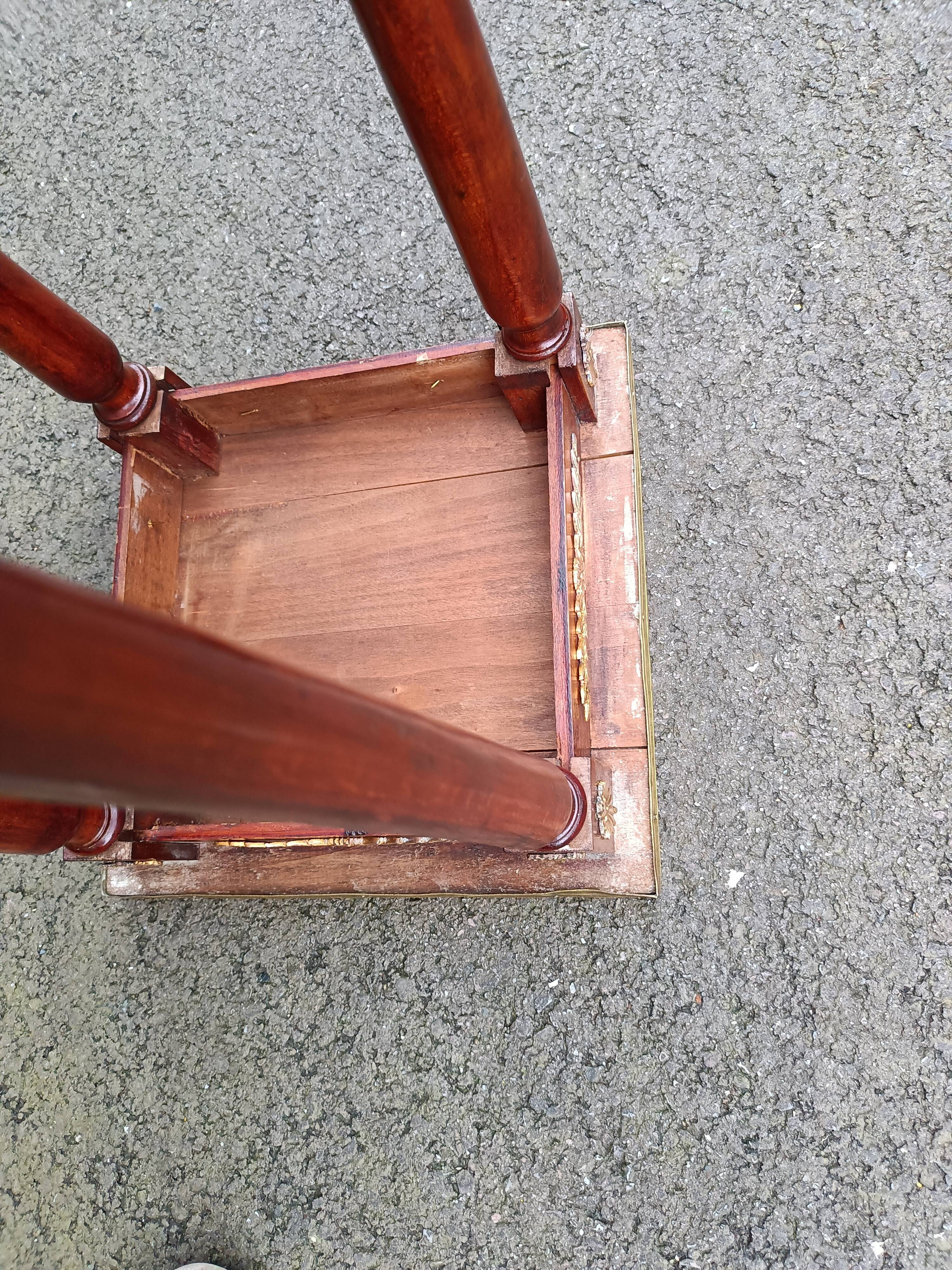 Selette old style louis xvi marble tray