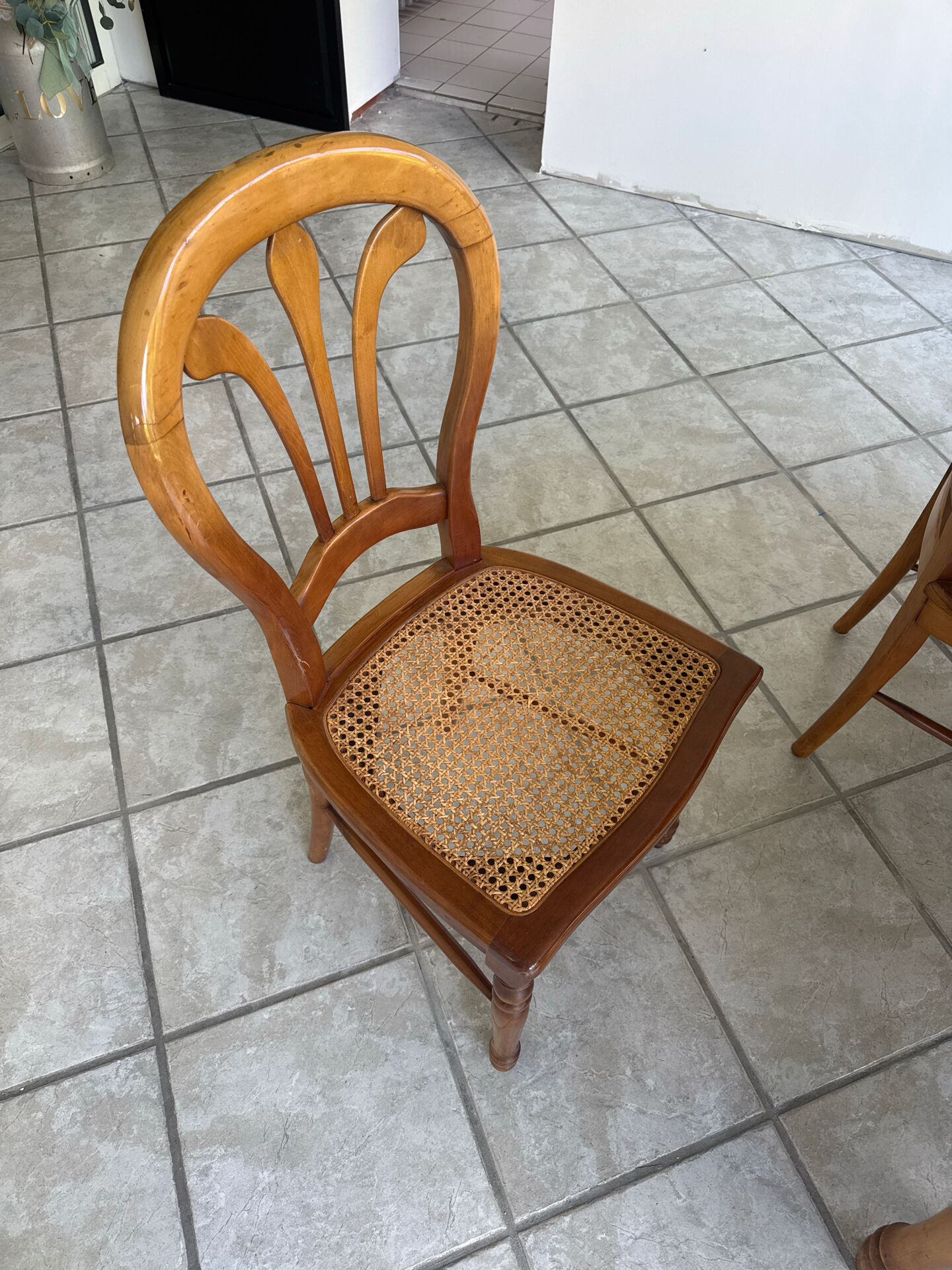 Table à manger avec 6 chaises