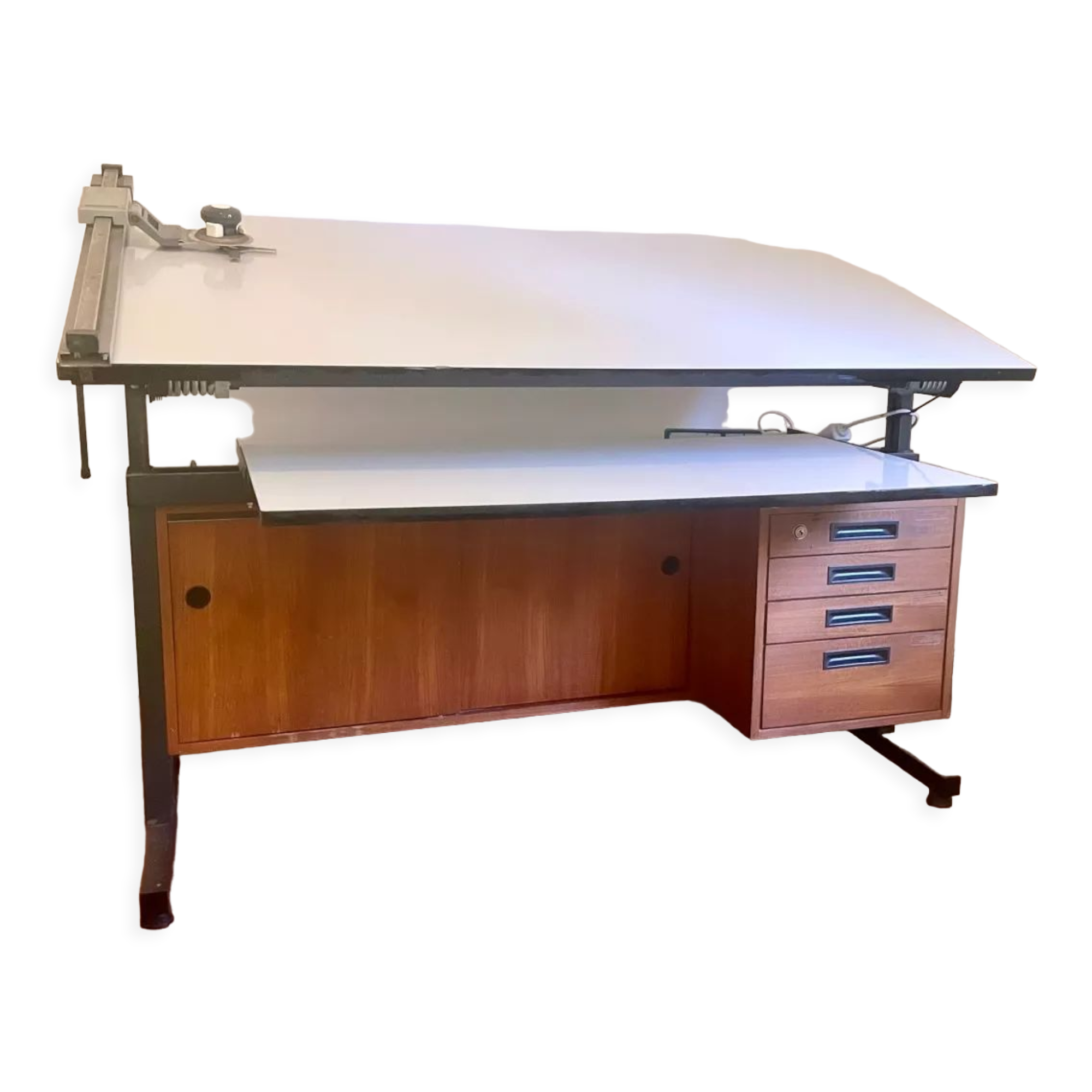 Architect office with Kulhmann pantograph