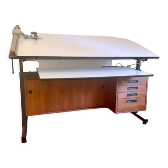 Architect office with Kulhmann pantograph