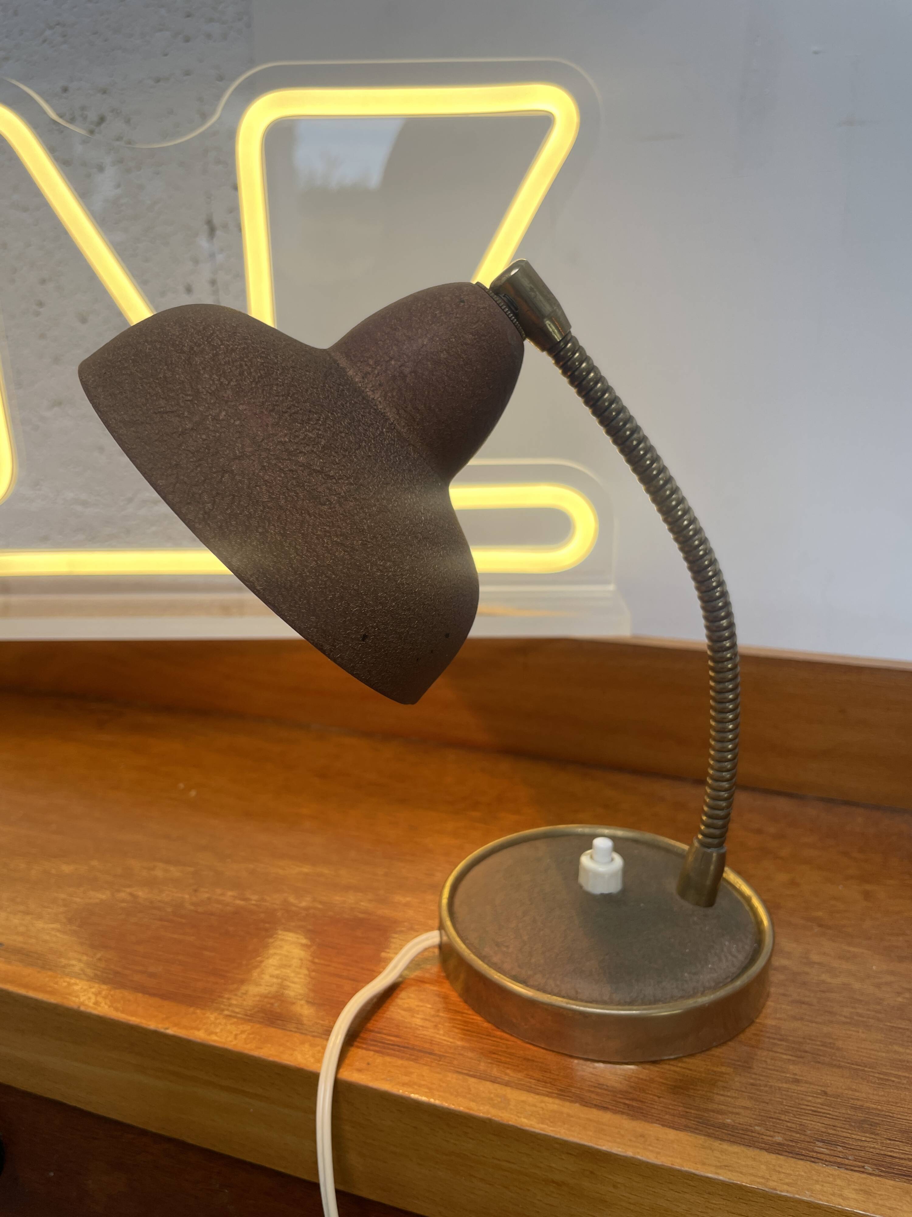 Mushroom lamp with a swan neck, hammered brass, gold — 1960s