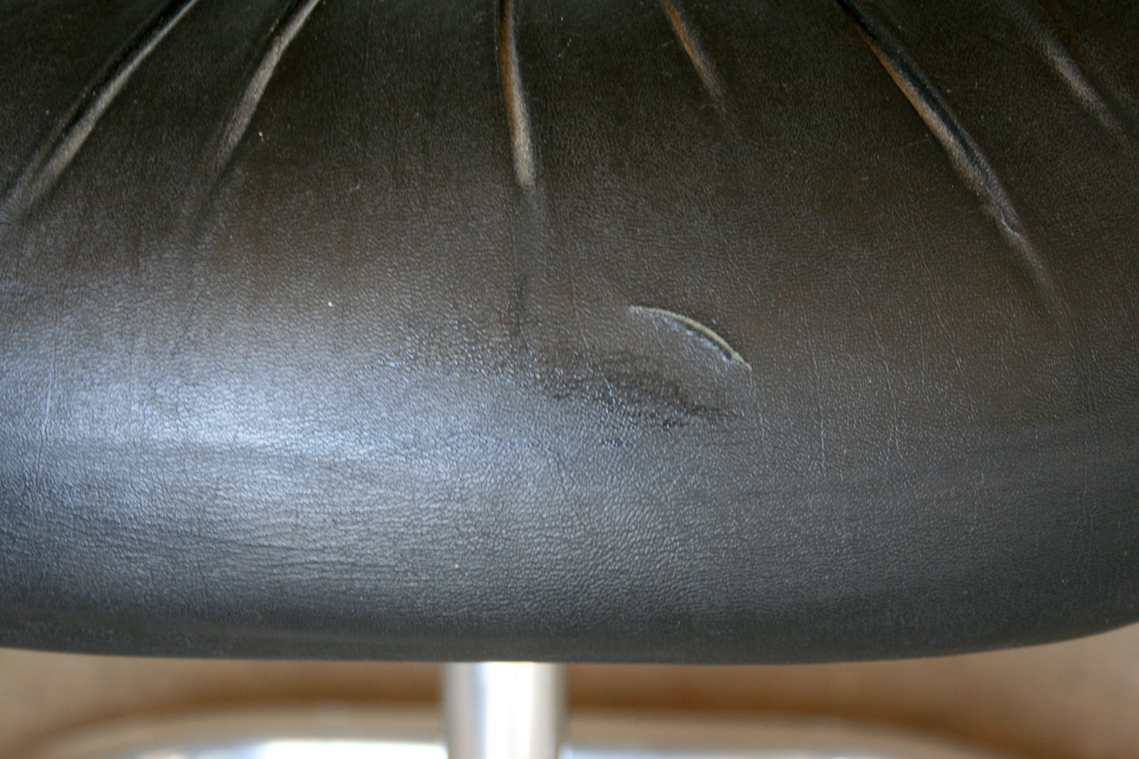 Set of 4 chairs cobra Giotto Stoppino of the 1970s