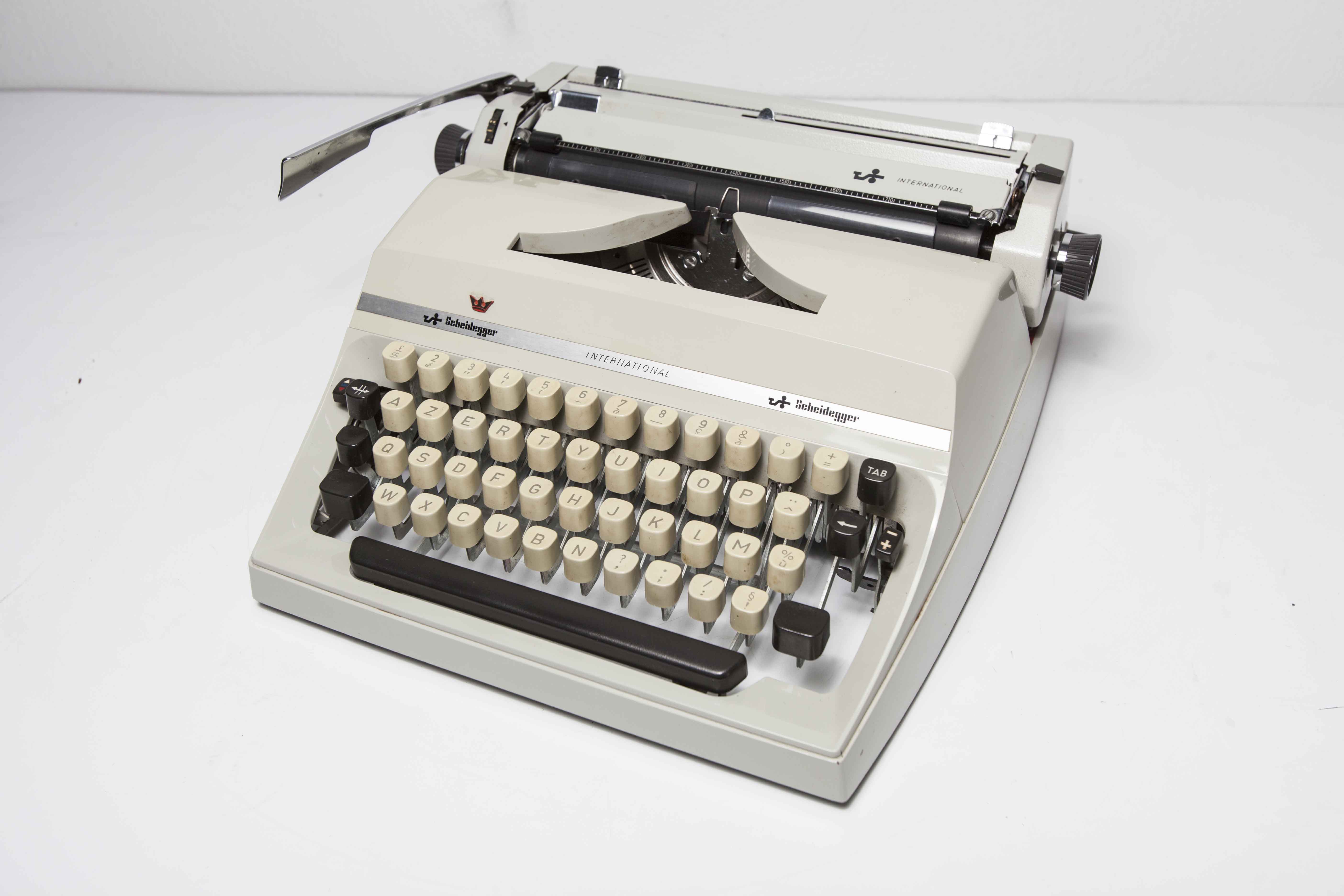 Revised Scheidegger International typewriter