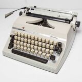 Revised Scheidegger International typewriter
